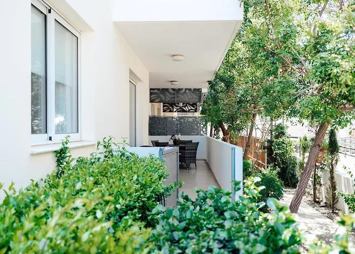 Sunnyvillas: 2br Mythical Apt*swimming Pool*ak04 Paralimni